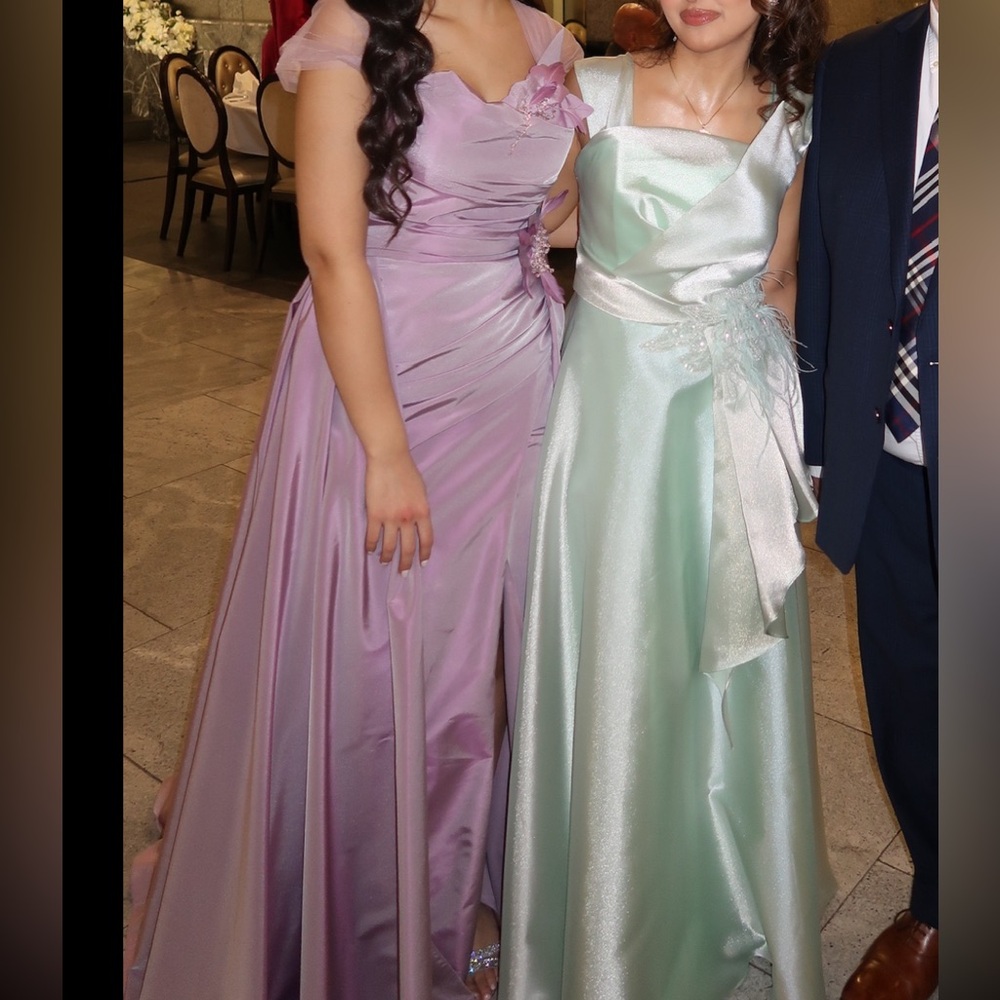 Elegant Lavender Evening Gown